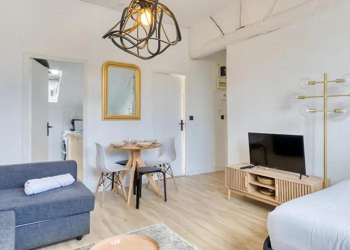 Mia Cosy Proche Place Du Vieux Marche Apartment